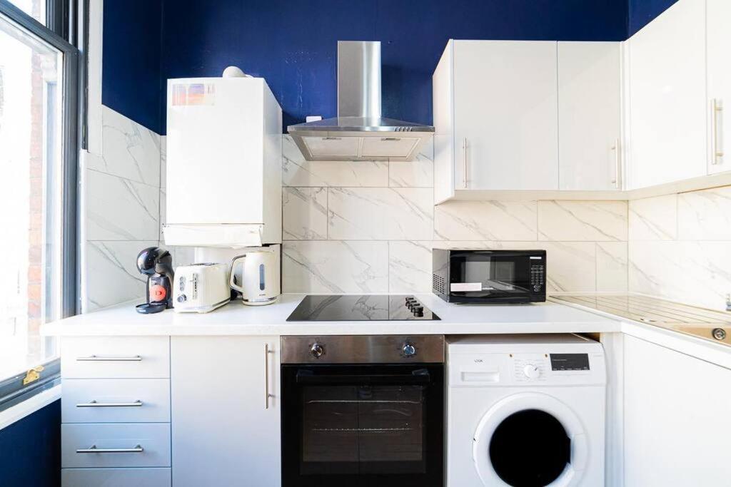 Central London Apartment Luaran gambar